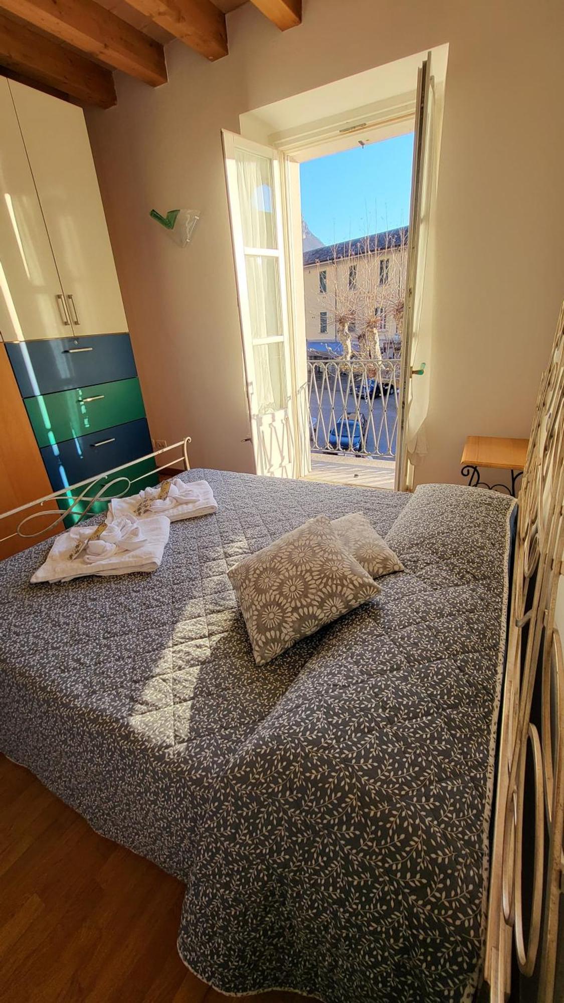 Balconi San Giorgio Acomodação com café da manhã Varenna Quarto foto
